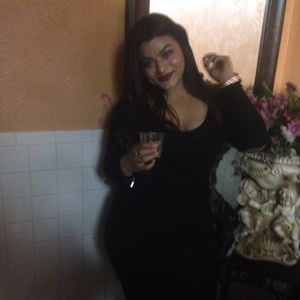 Meet your Posher, Beatriz